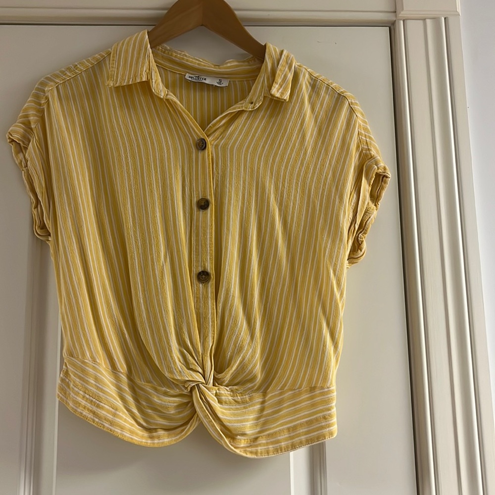 Hollister Yellow Button Up Top